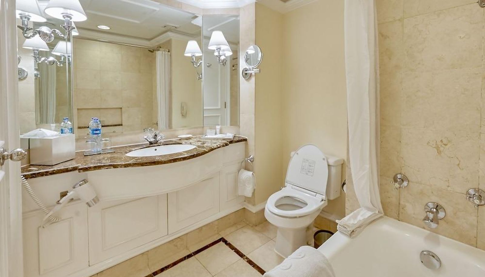 Zimmer - Hotel Gran Mahakam