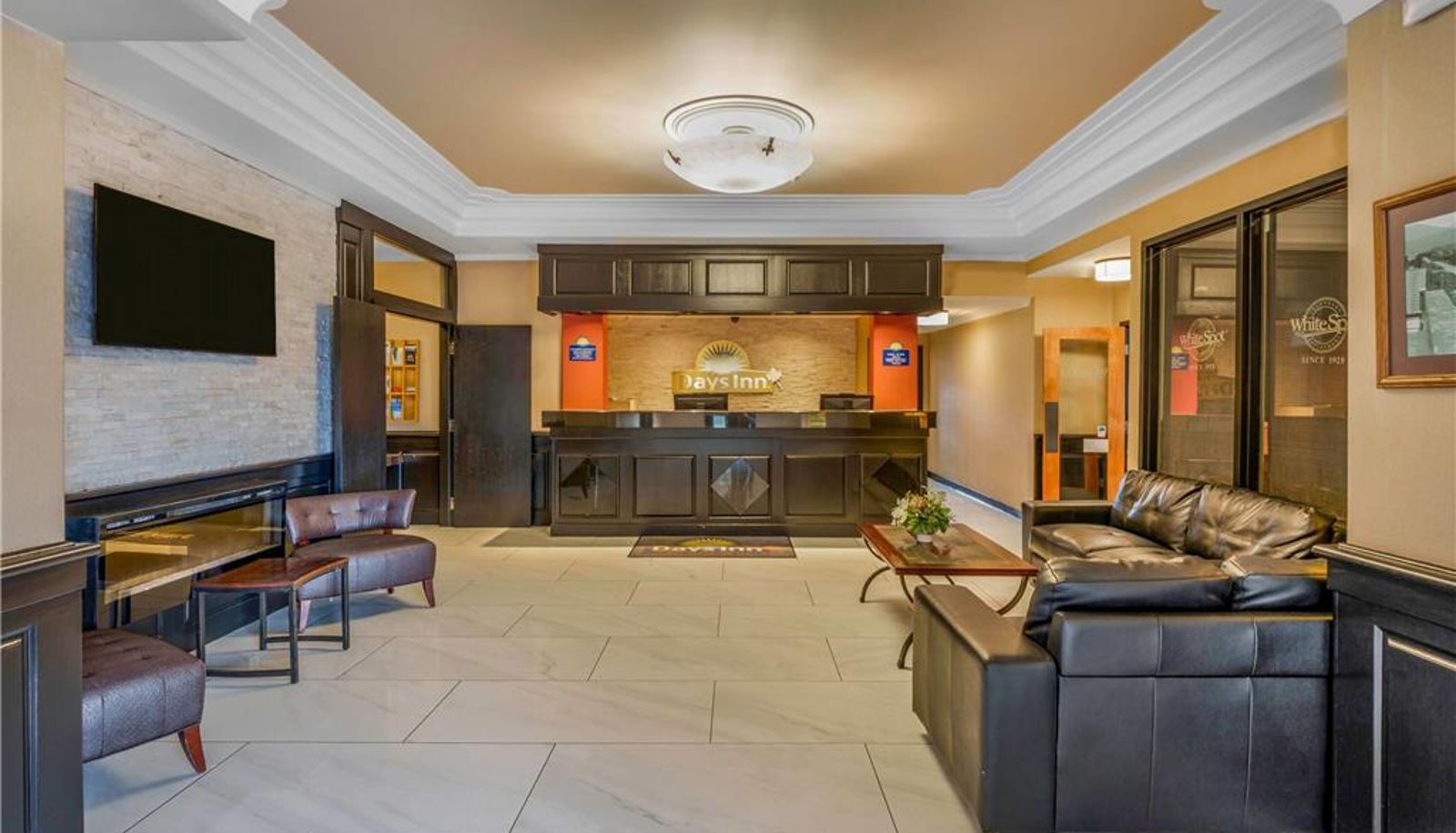 Lobby - Days Inn by Wyndham Terrace