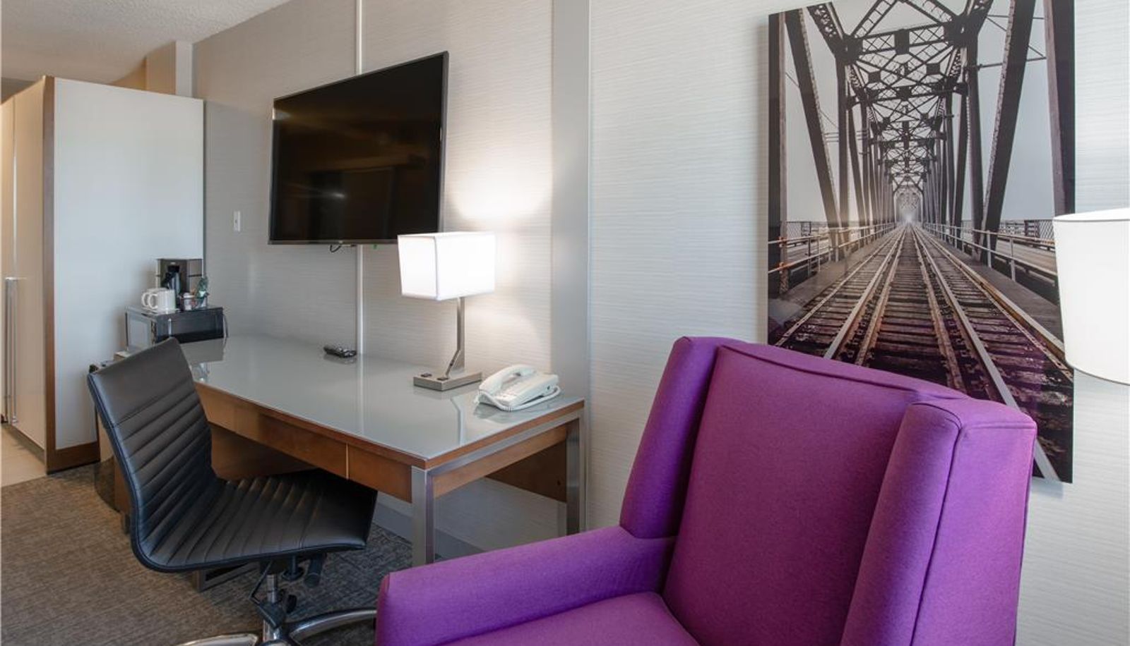 Room - Coast Prince George Hotel by APA