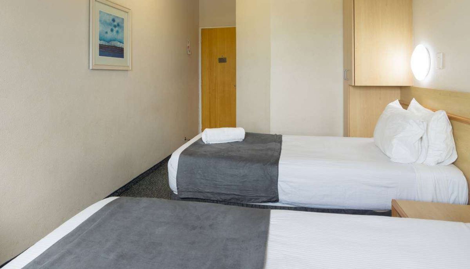 Zimmer - ROAD LODGE EAST LONDON
