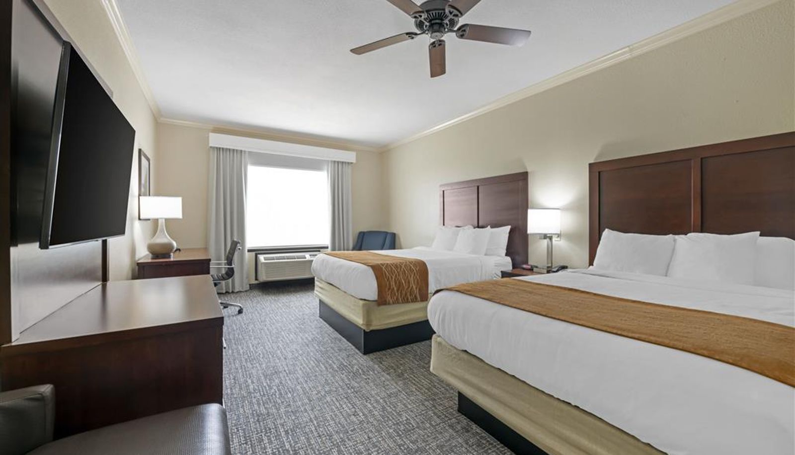 Room - Comfort Inn & Suites Fort Worth - Fossil Creek