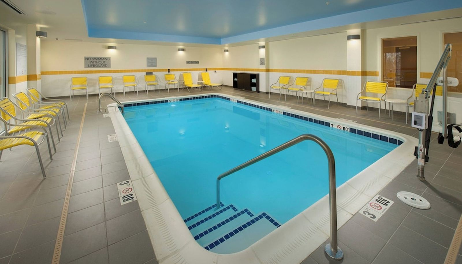 Piscina - Fairfield Inn and Suites by Marriott Arundel Mills BWI Airport