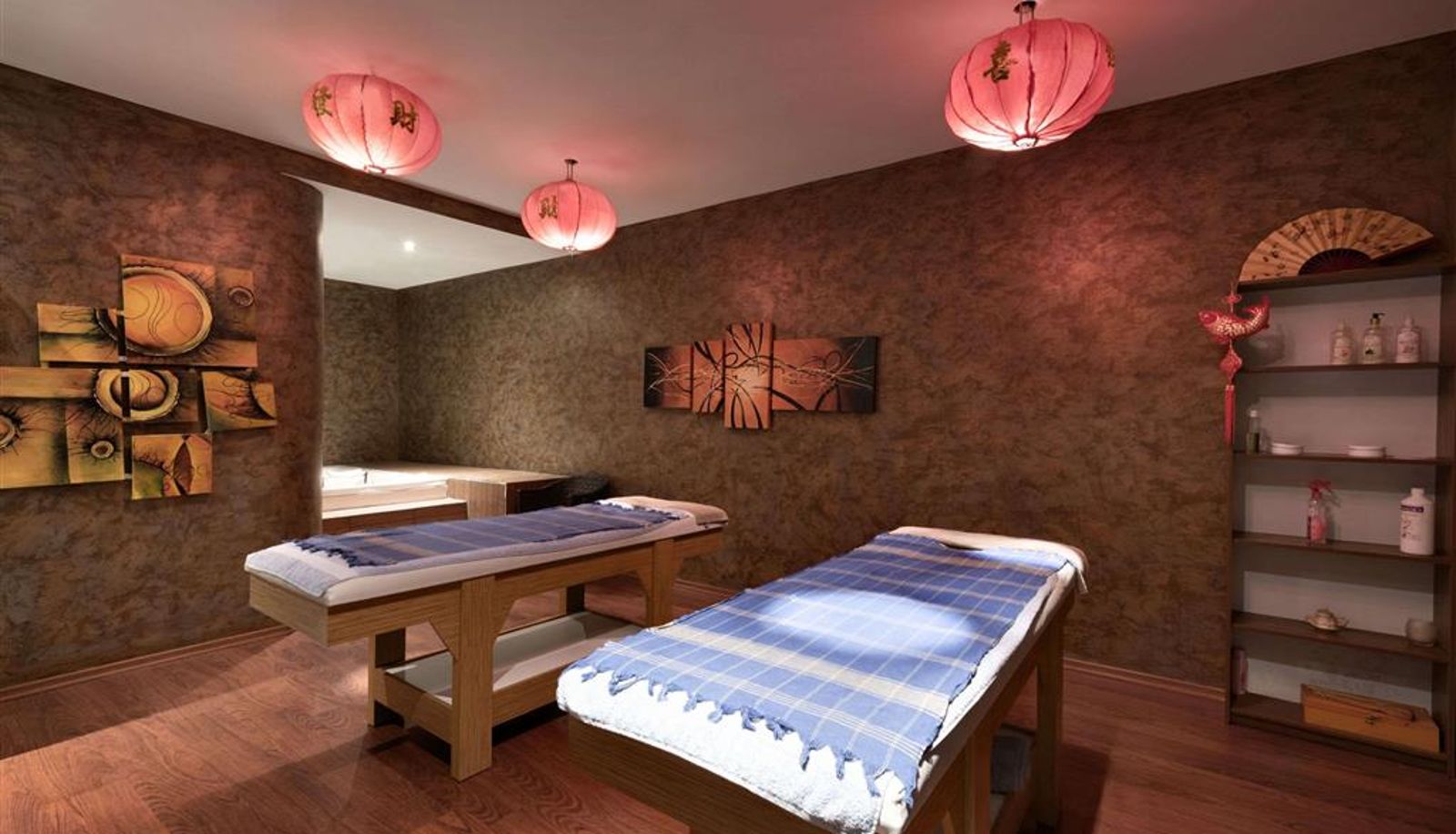 Innenbreich - Ramada Hotel & Suites by Wyndham Istanbul Sisli