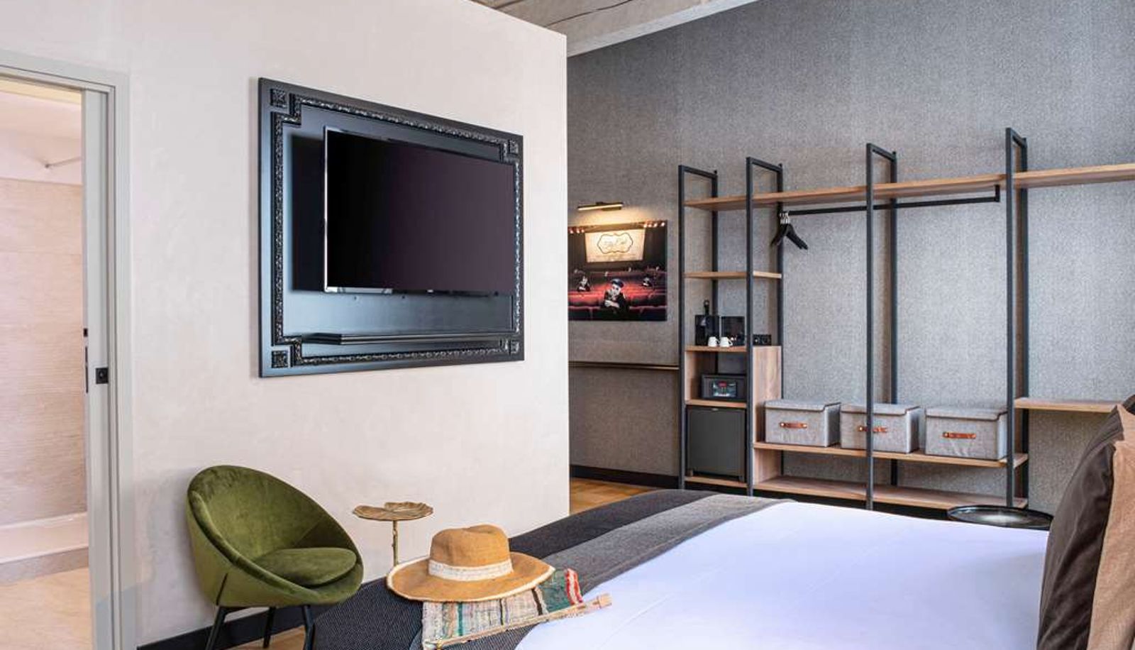 Camera - Hôtel Mercure Figeac Viguier du Roy