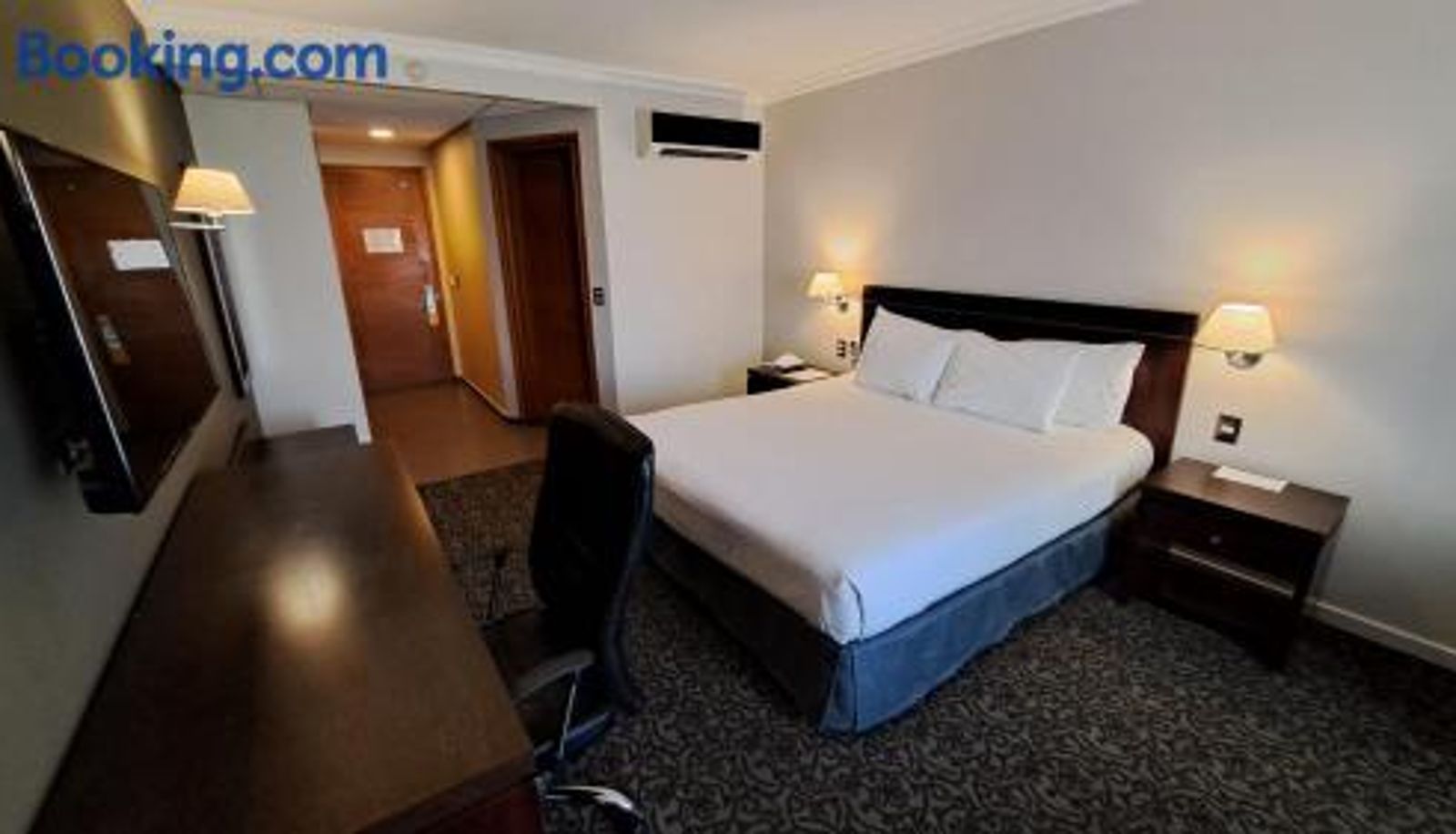 Room - Diego de Almagro Iquique