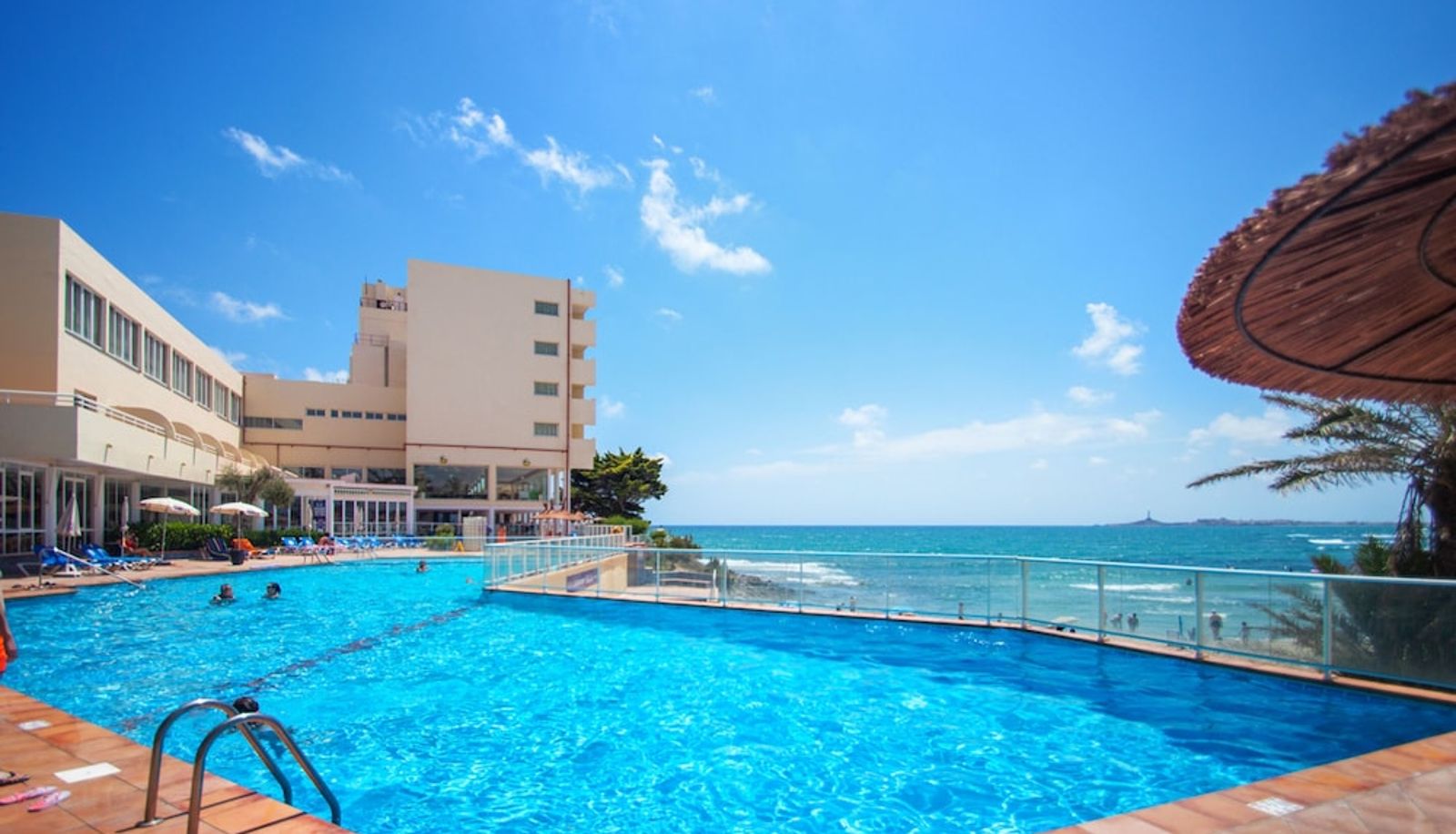 Piscina - Hotel Servigroup Galúa