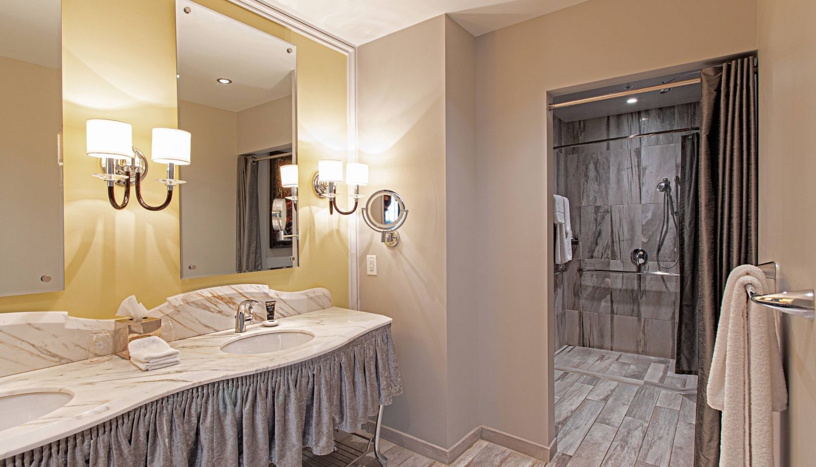 Zimmer - Grand Bohemian Charleston Autograph Collection