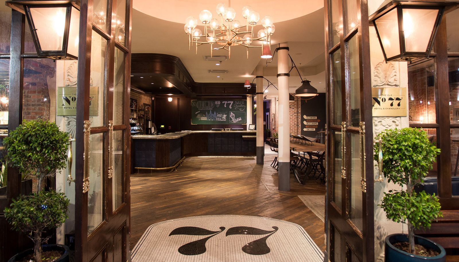 Hall - The Old No. 77 Hotel