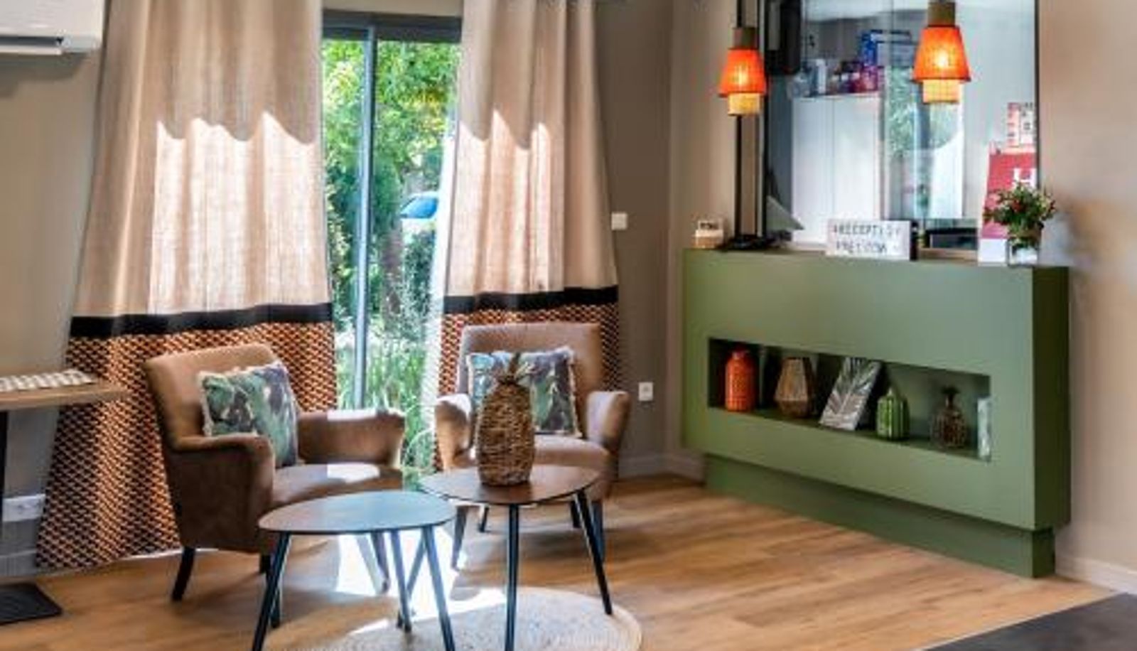 Recepcja - Hôtel & Events LE PATIO OCCITAN Toulouse Ouest - Cugnaux