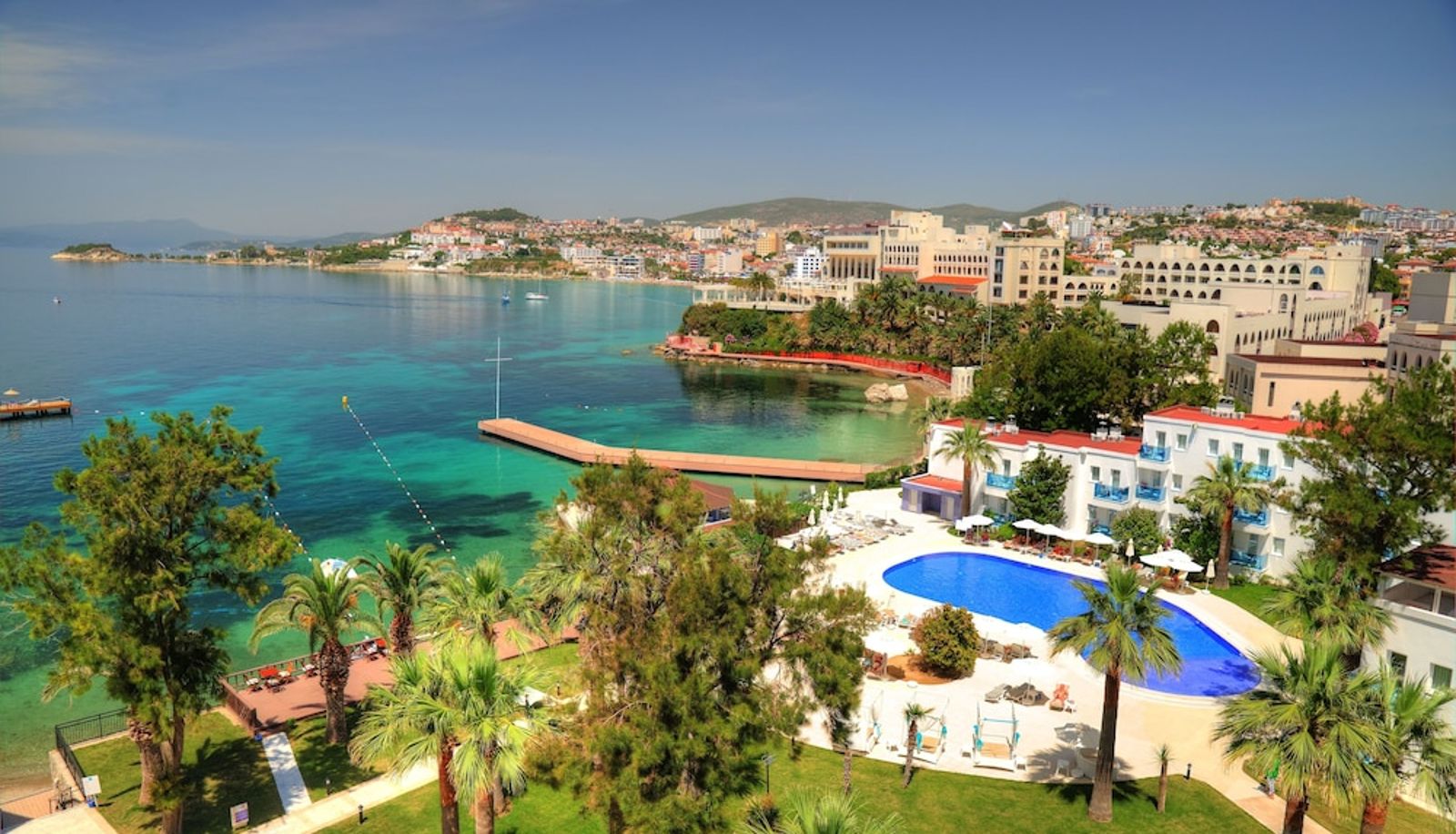 Pool - Le Bleu Hotel & Resort