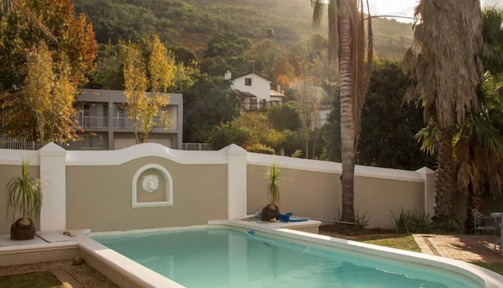 Piscina - Pontac Manor Hotel