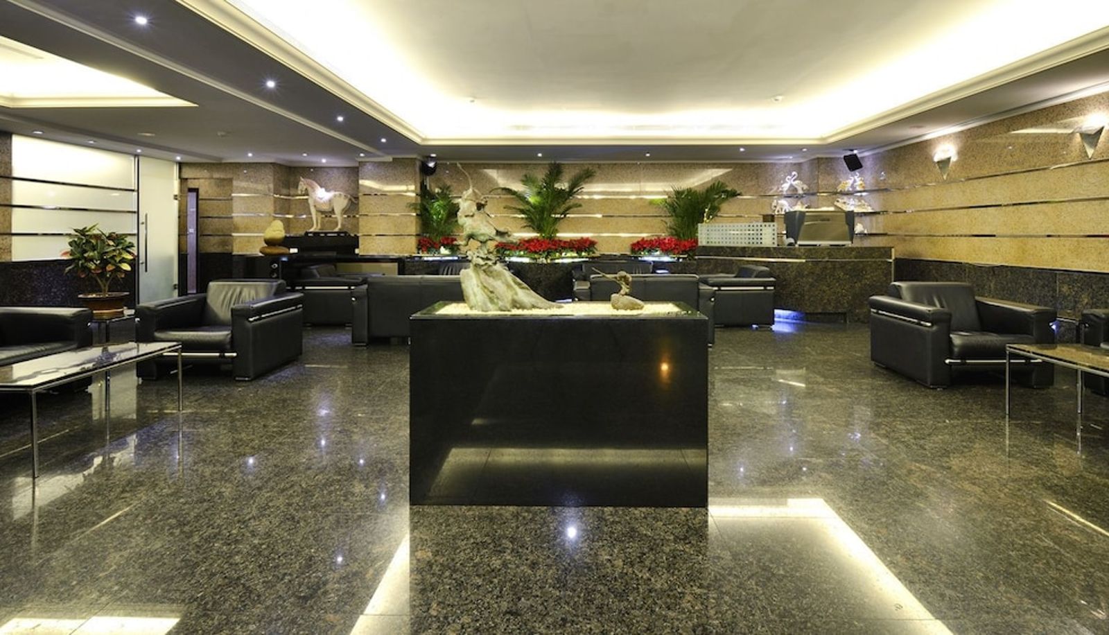 Salón - King's Paradise Hotel
