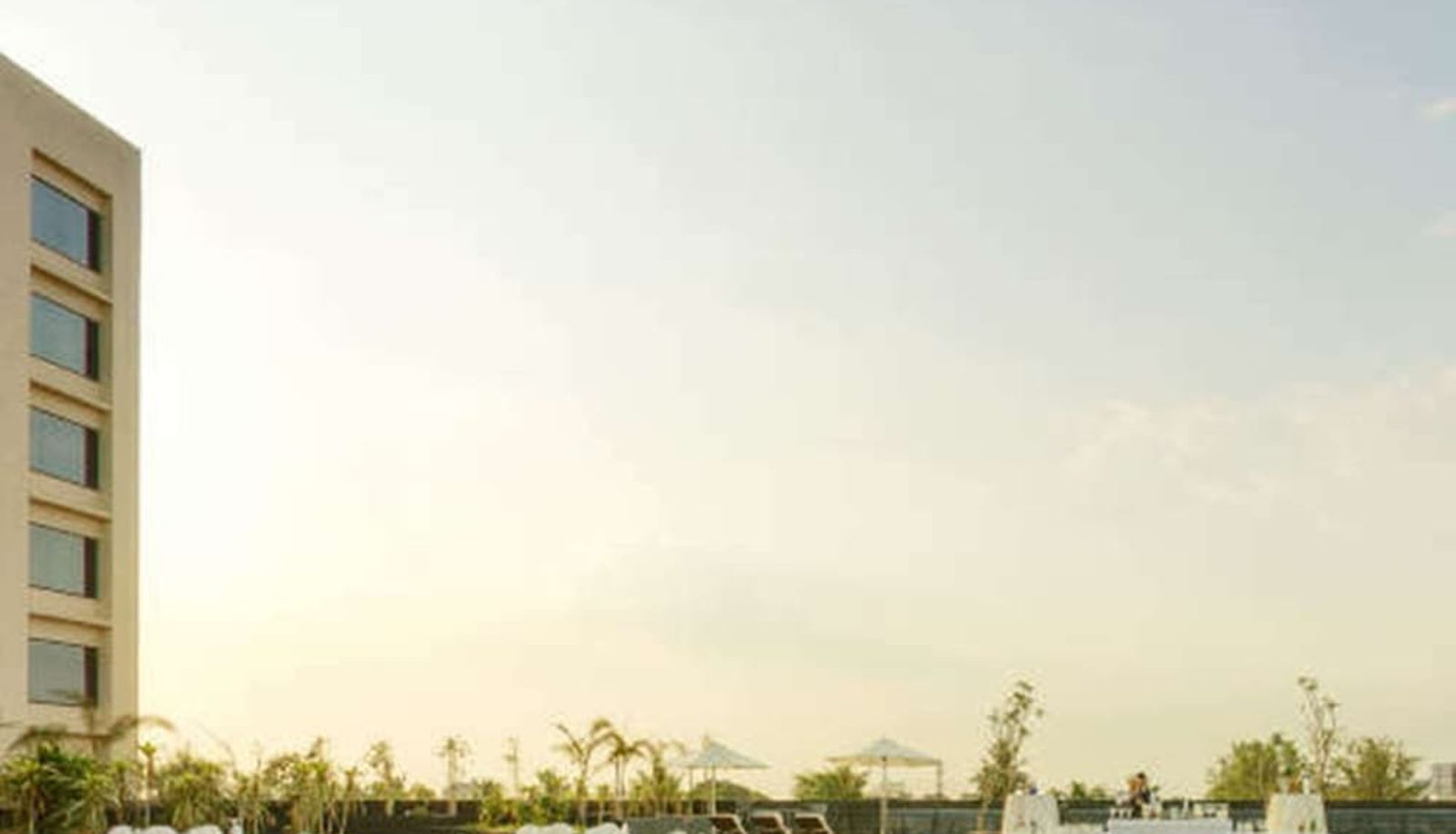 Zwembad - Balaji Sarovar Premiere Solapur
