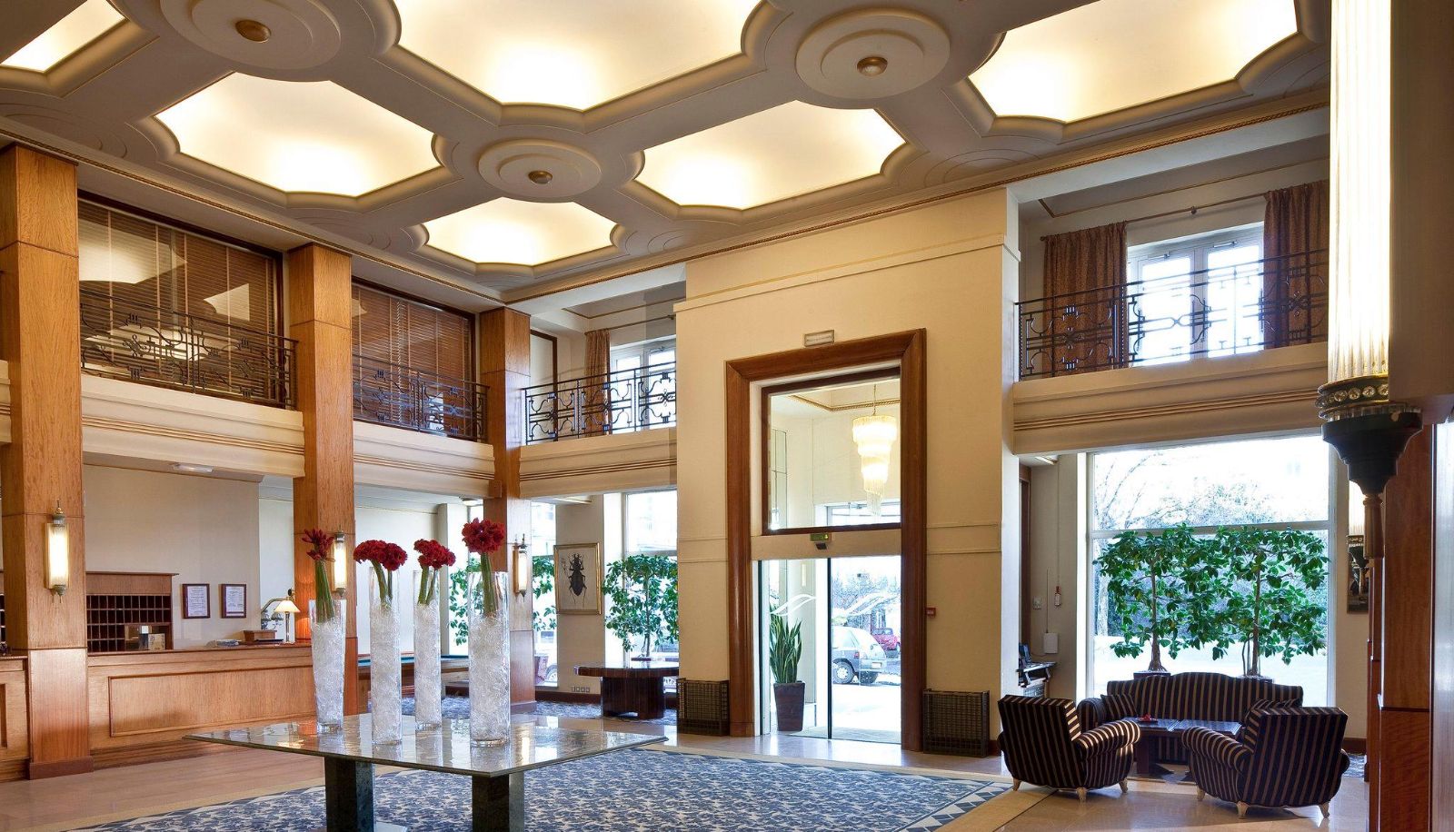 Salón - Continental Brest