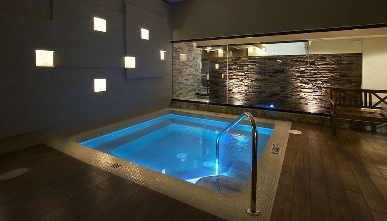 Pool - Staybridge Suites CHIHUAHUA by IHG