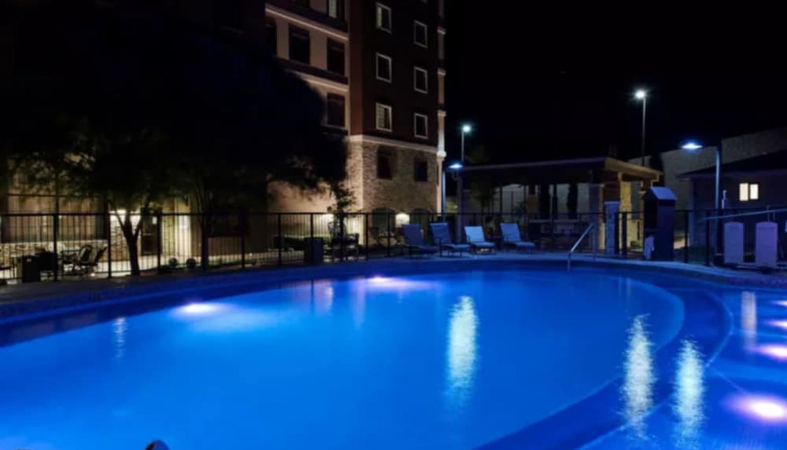 Zwembad - Staybridge Suites CHIHUAHUA by IHG