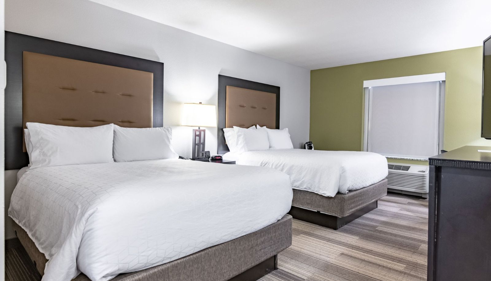 Zimmer - Holiday Inn Express & Suites NEW MARTINSVILLE by IHG