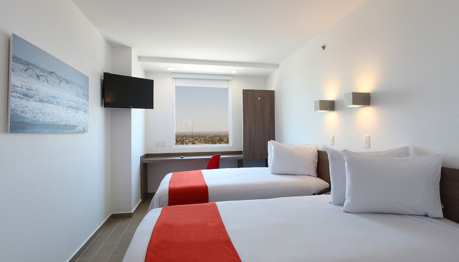 Room - One La Paz