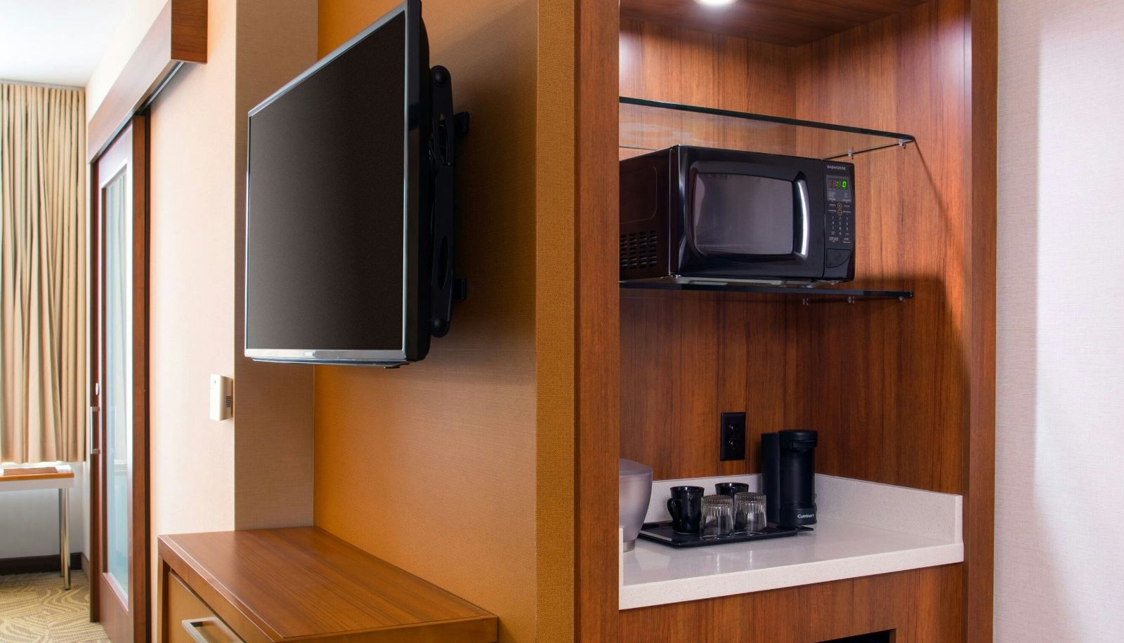 Zimmer - SpringHill Suites by Marriott Los Angeles Burbank Downtown