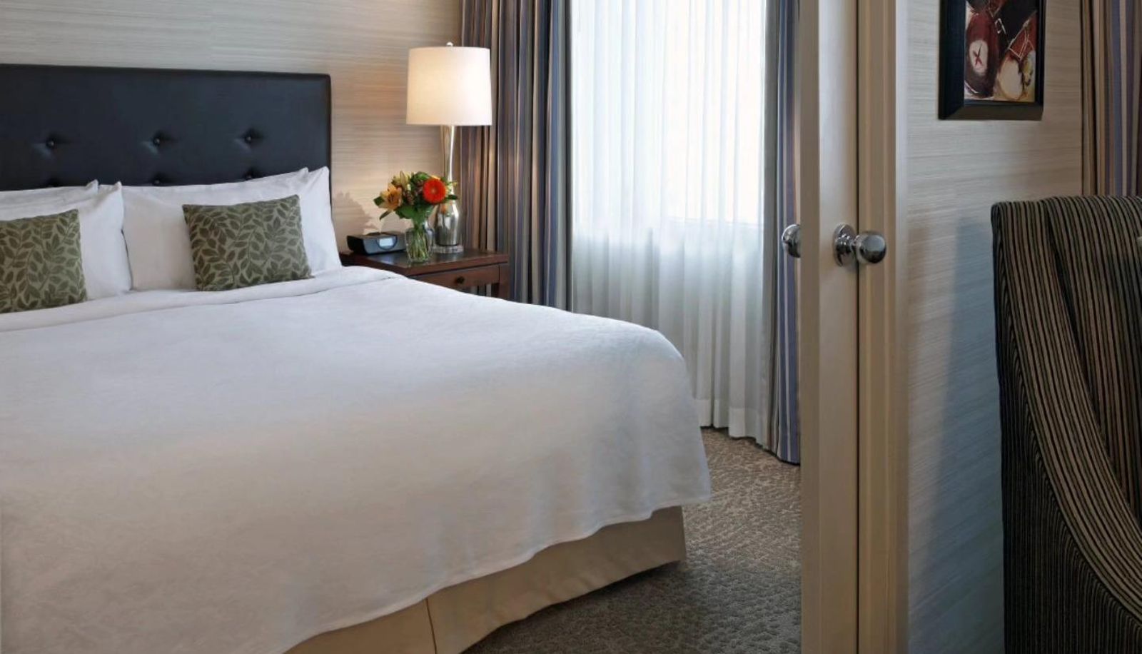 Camera - Cambridge Suites Toronto