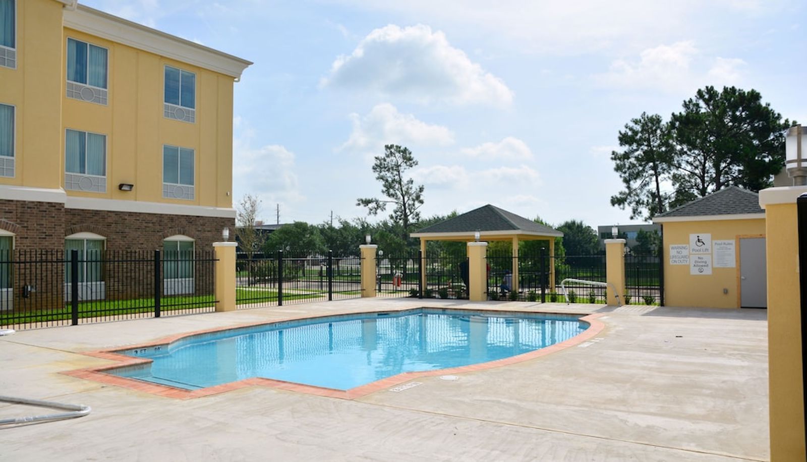 Zwembad - Holiday Inn Express & Suites HOUSTON NW - TOMBALL AREA by IHG