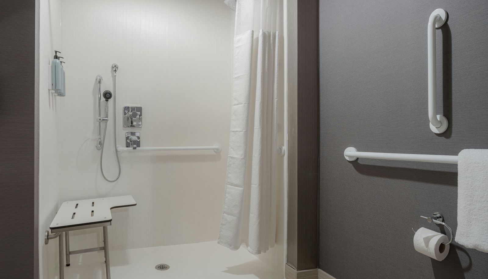 Room - Courtyard by Marriott Gatlinburg Downtown