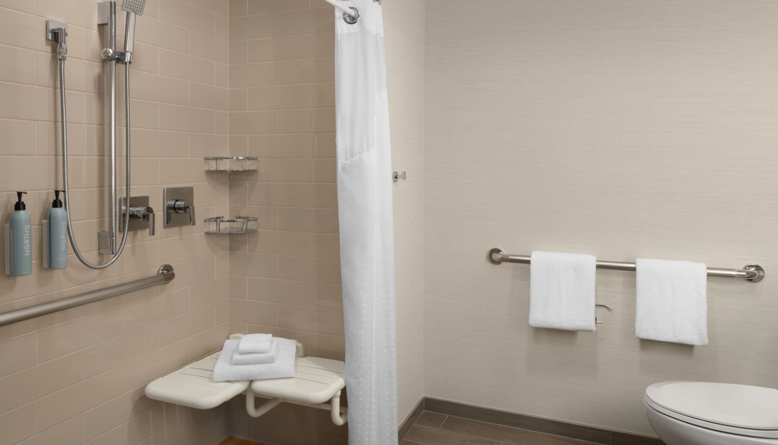 Camera - Courtyard by Marriott San Diego Gaslamp-Convention Center