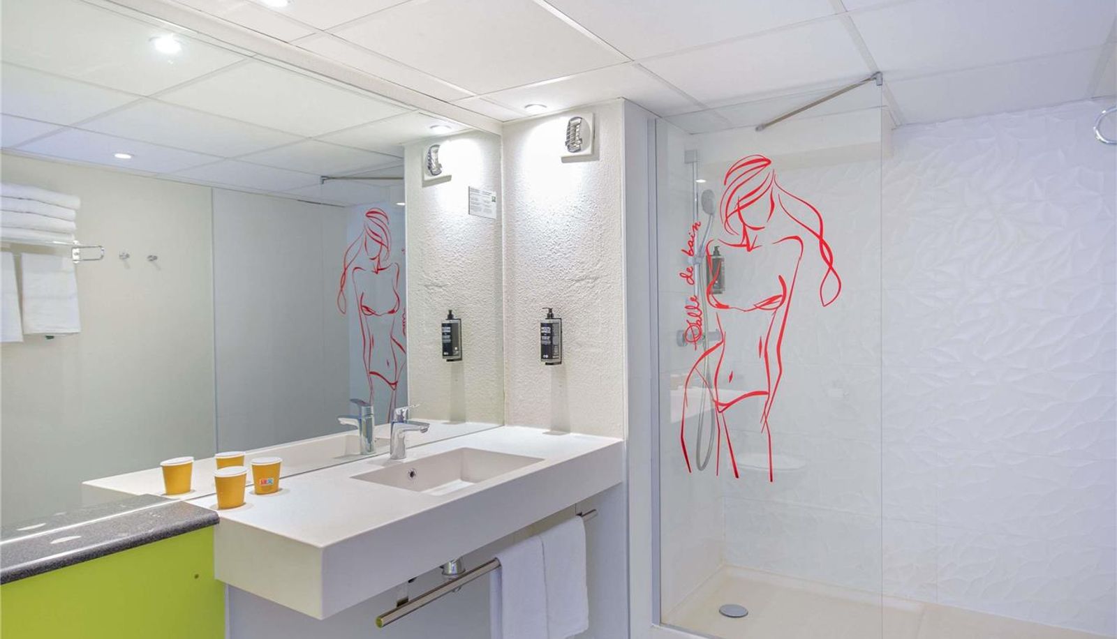 Room - ibis Styles Cannes Le Cannet