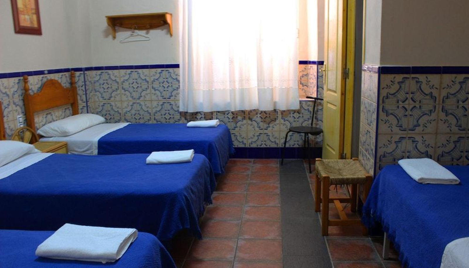 Habitación cuádruple - Pensión Lisdos