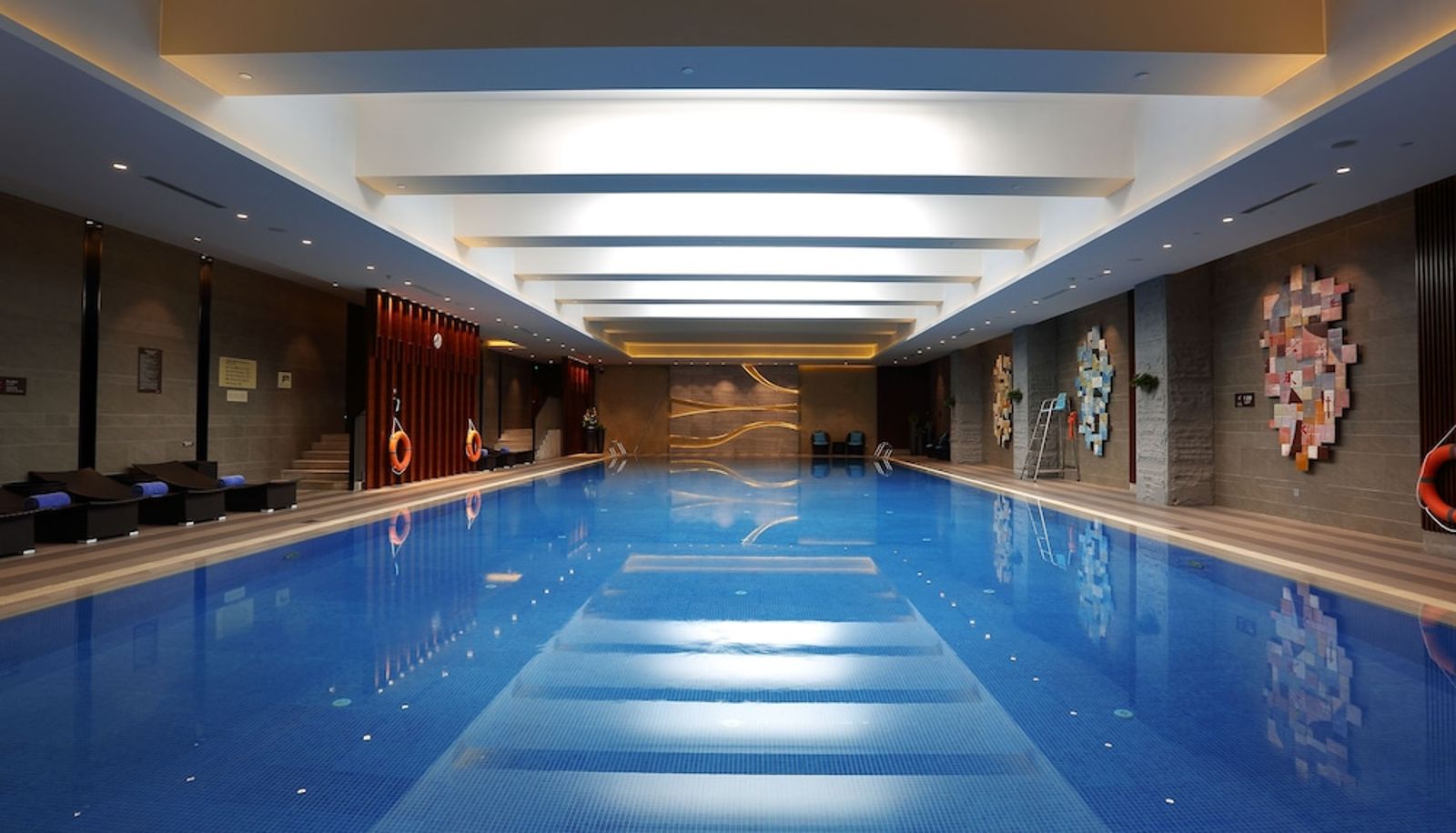 Piscine - HUALUXE Hotels and Resorts YANGJIANG CITY CENTER