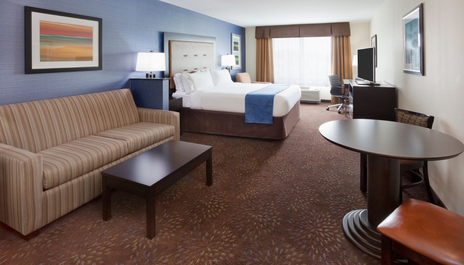 Camera - Holiday Inn Express & Suites DAVENPORT by IHG