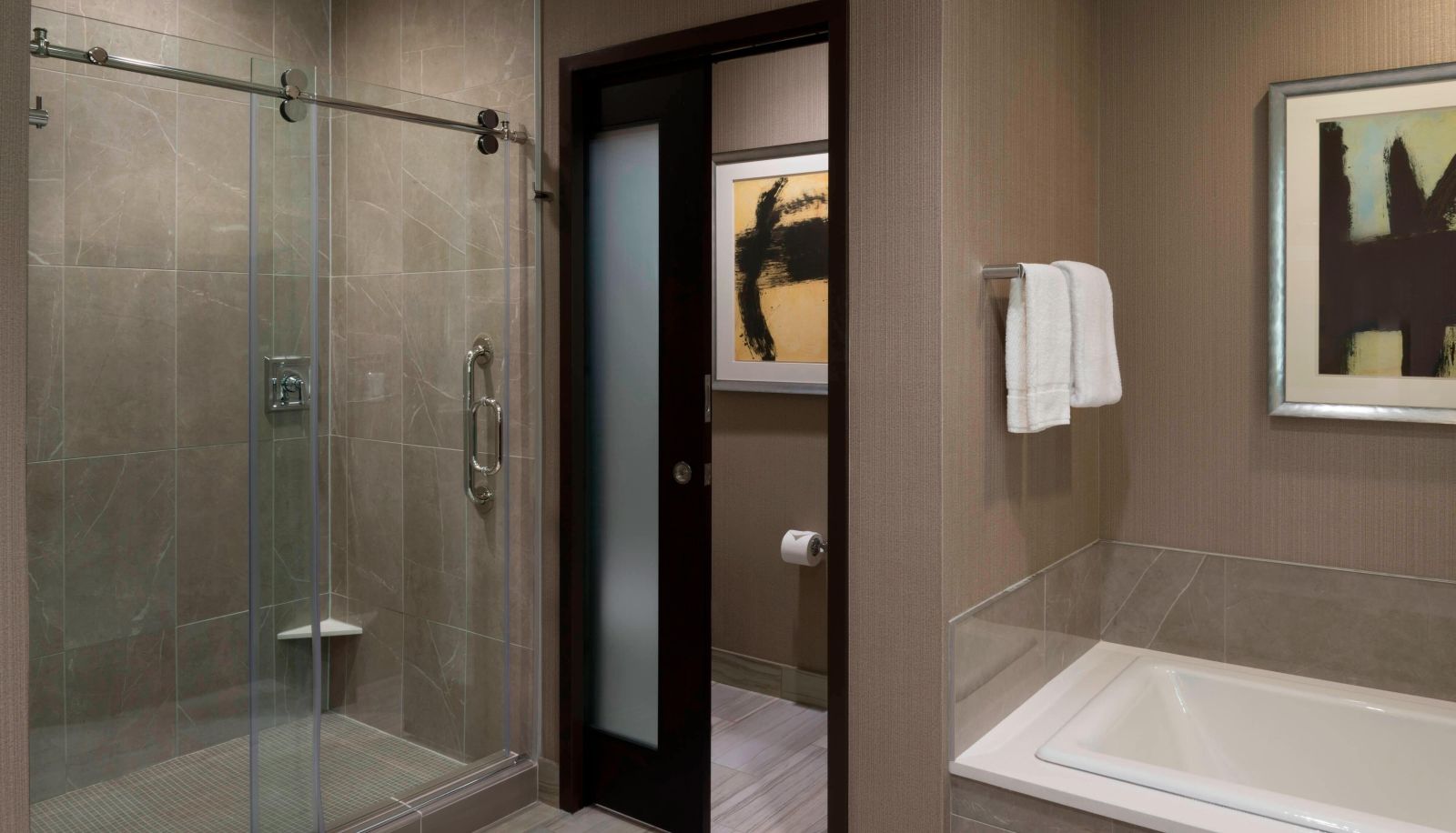 Zimmer - Buffalo Marriott at LECOM HARBORCENTER