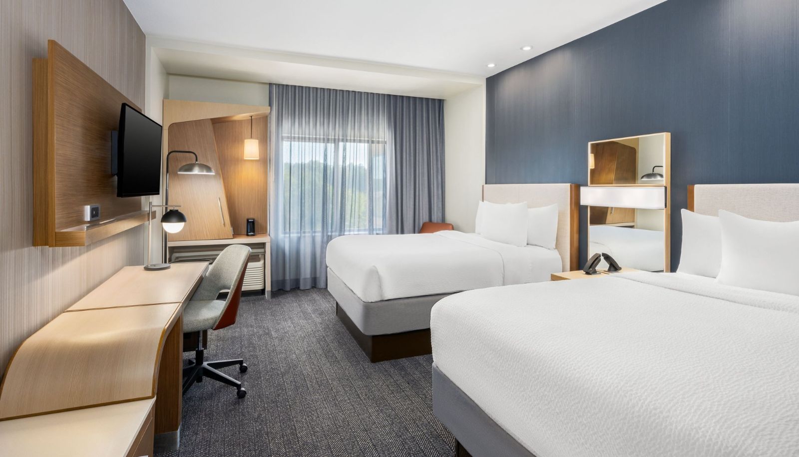 Room - Courtyard by Marriott Auburn