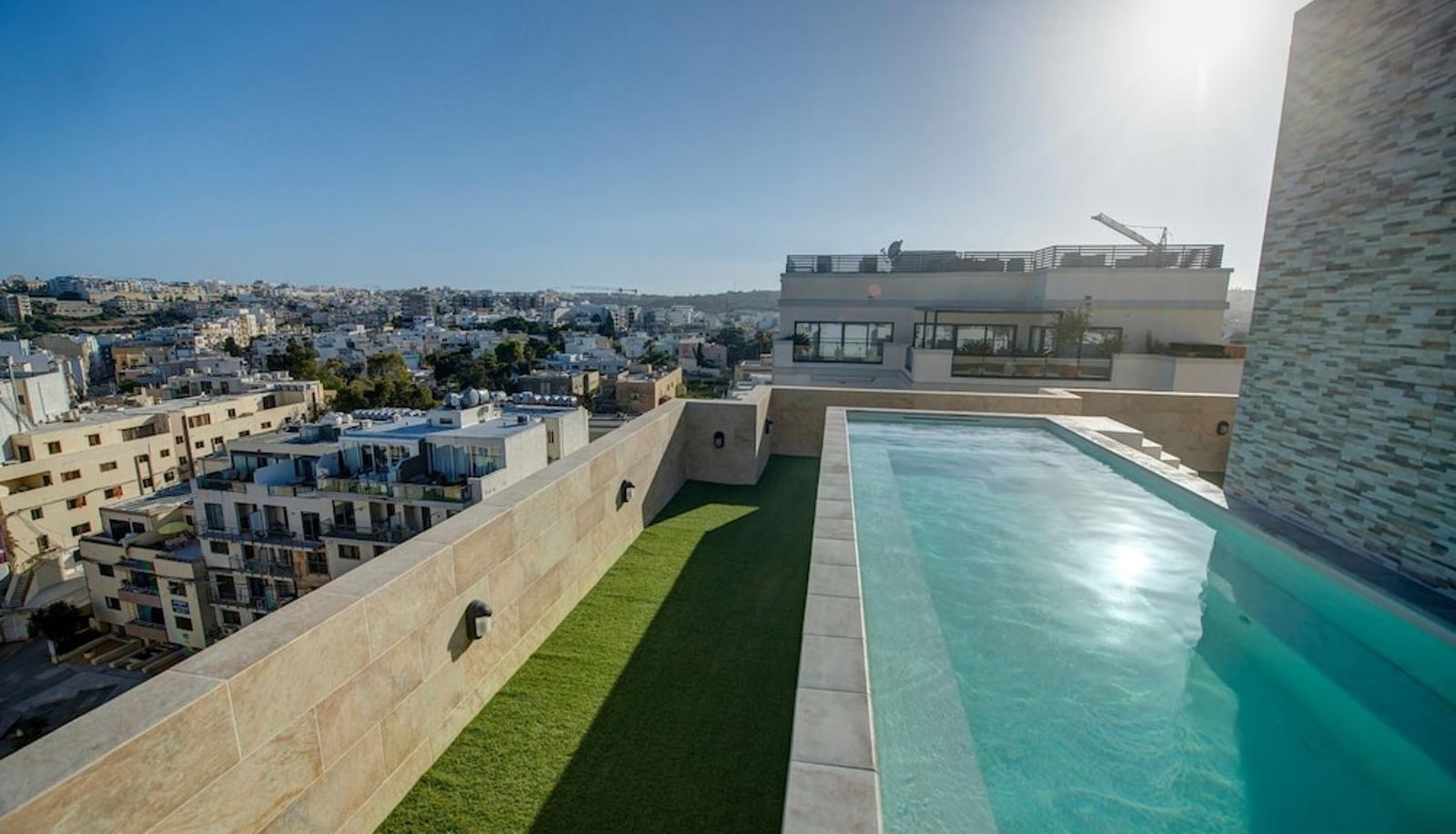Pool - Allegro Hotel