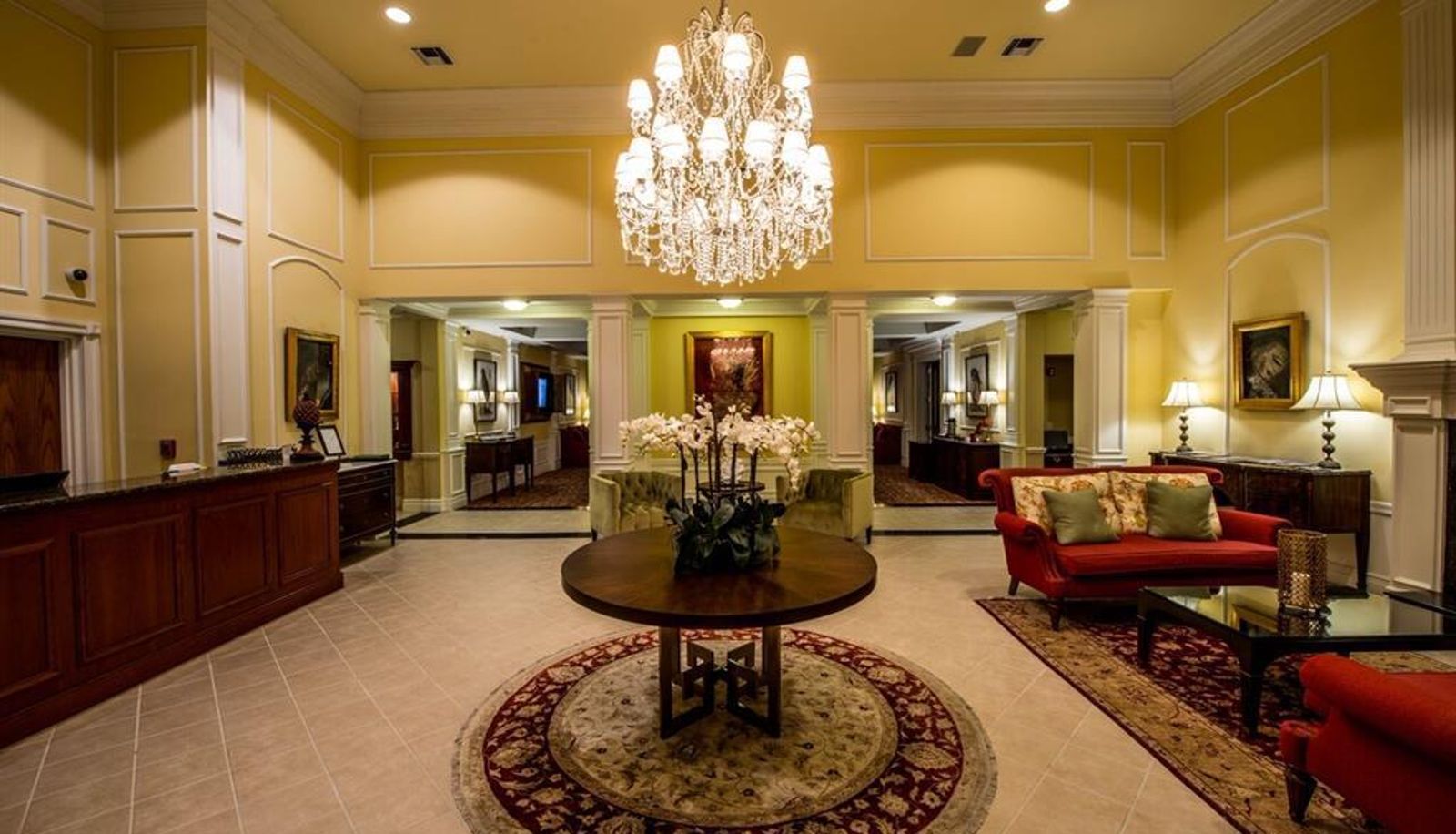 Hall - Trianon Bonita Bay Hotel