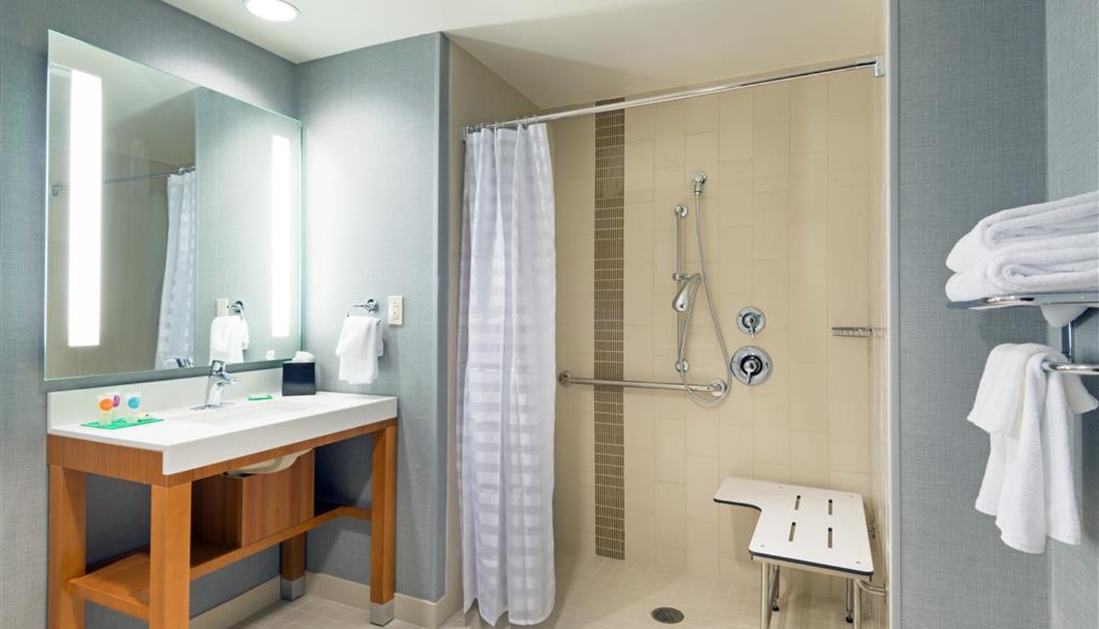Room - Hyatt Place Nashville Downtown