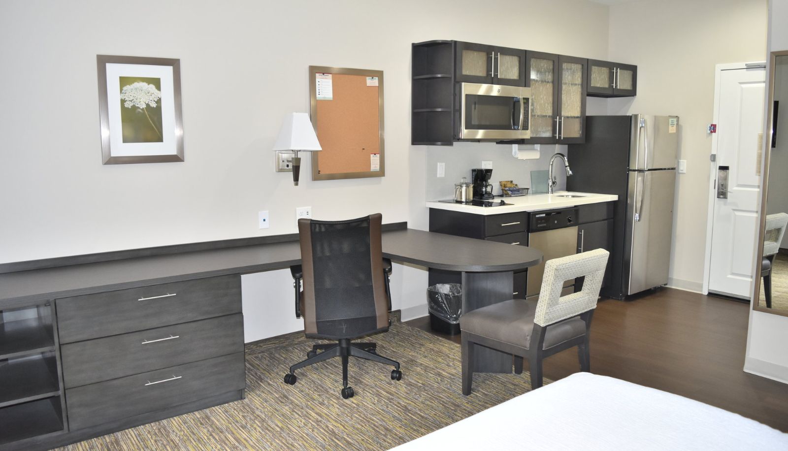 Zimmer - Candlewood Suites KANSAS CITY - INDEPENDENCE by IHG