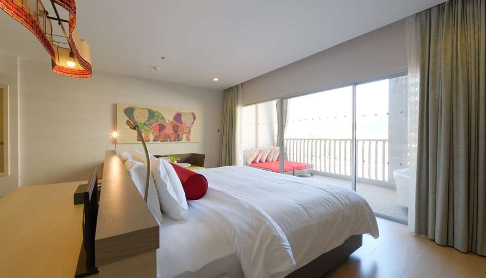 Suite - Ramada by Wyndham Phuket Deevana Patong