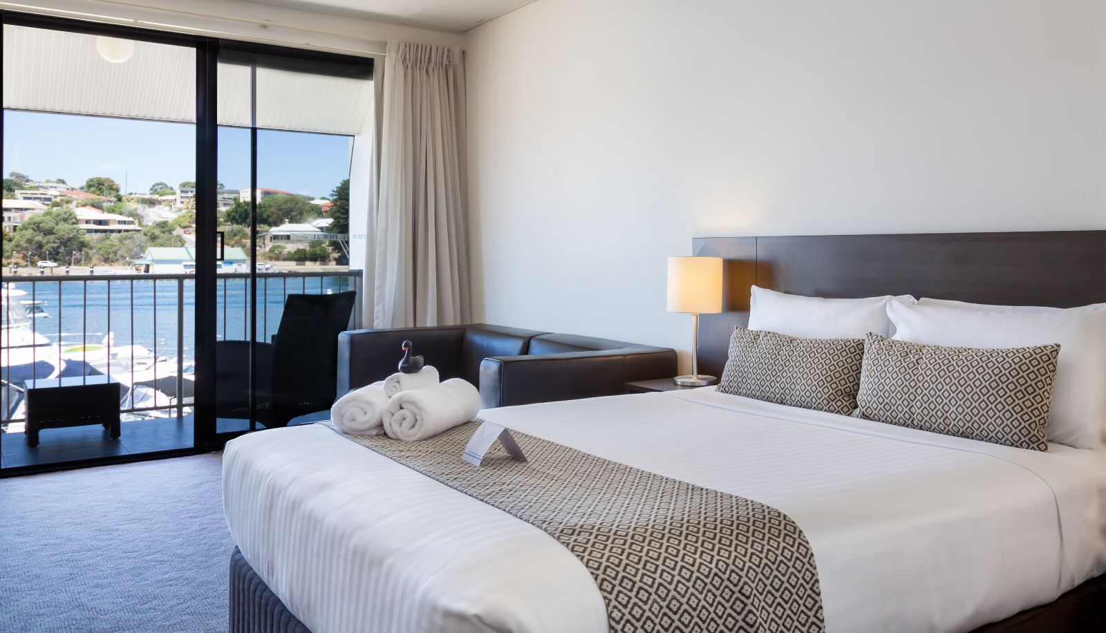 Zimmer - Pier 21 Apartment Hotel