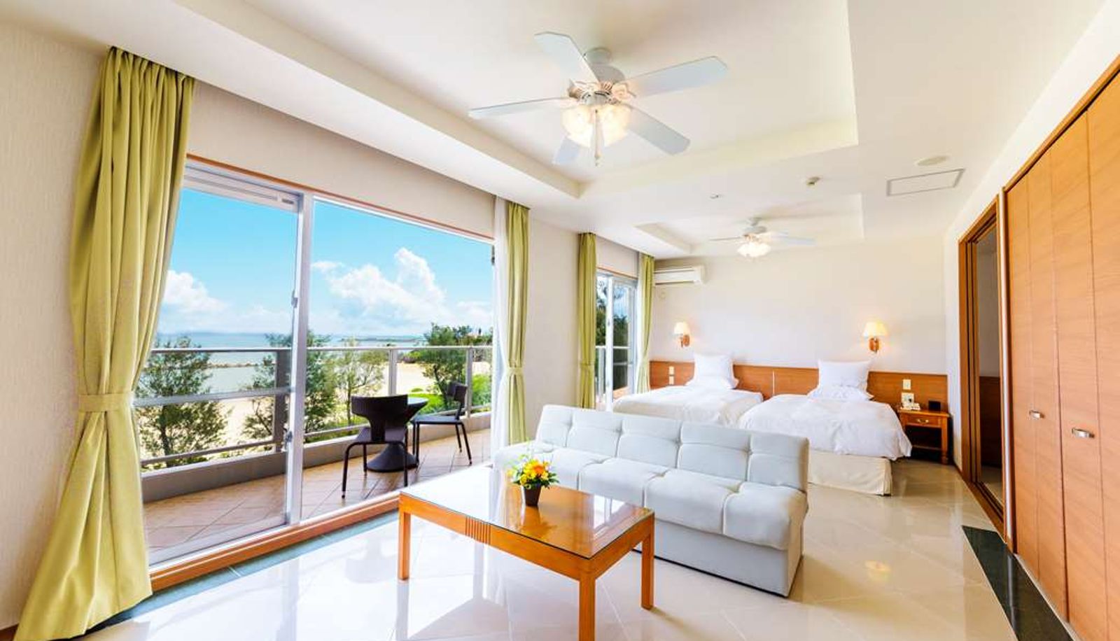 Zimmer - Best Western Okinawa Onna Beach
