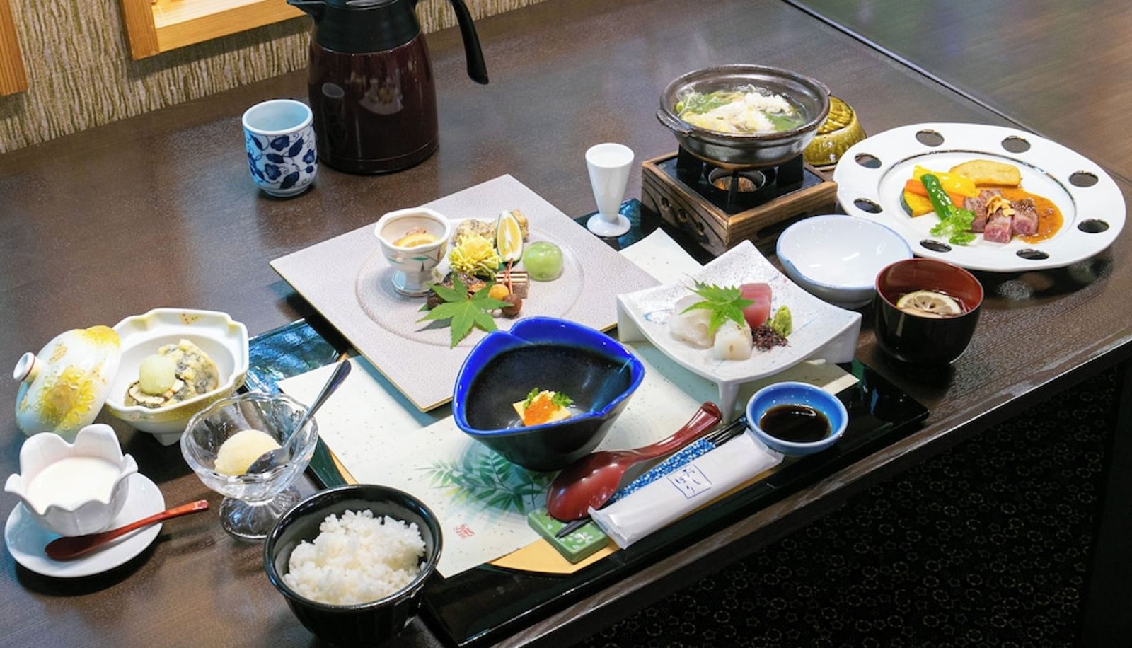 Restaurant - Yufuin Besso Shikisai Hotel