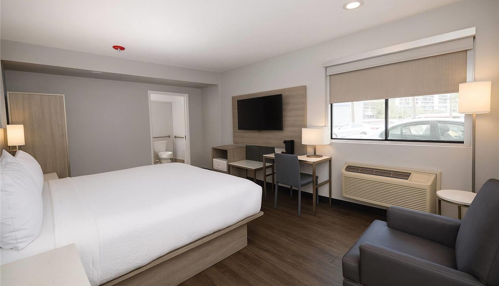 Kamer - Travelodge by Wyndham LAX