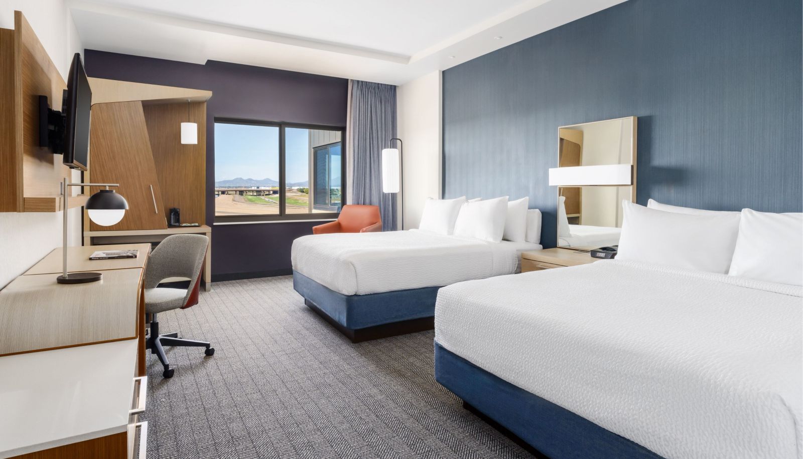 Zimmer - Courtyard by Marriott Phoenix Mesa Gateway Airport