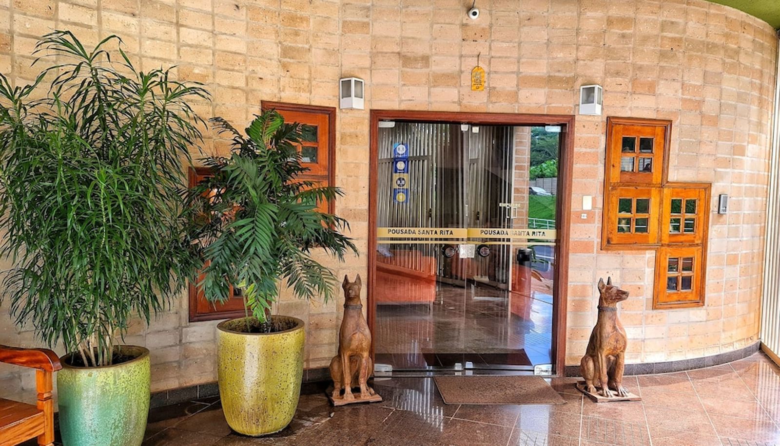 Recepción - Pousada Santa Rita