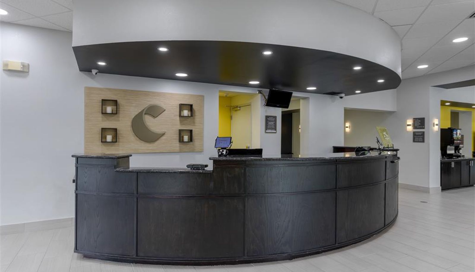 Hal - Comfort Suites Mt. Juliet-Nashville Area