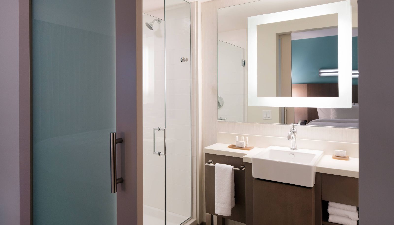 Habitación - SpringHill Suites by Marriott San Diego Downtown Bayfront