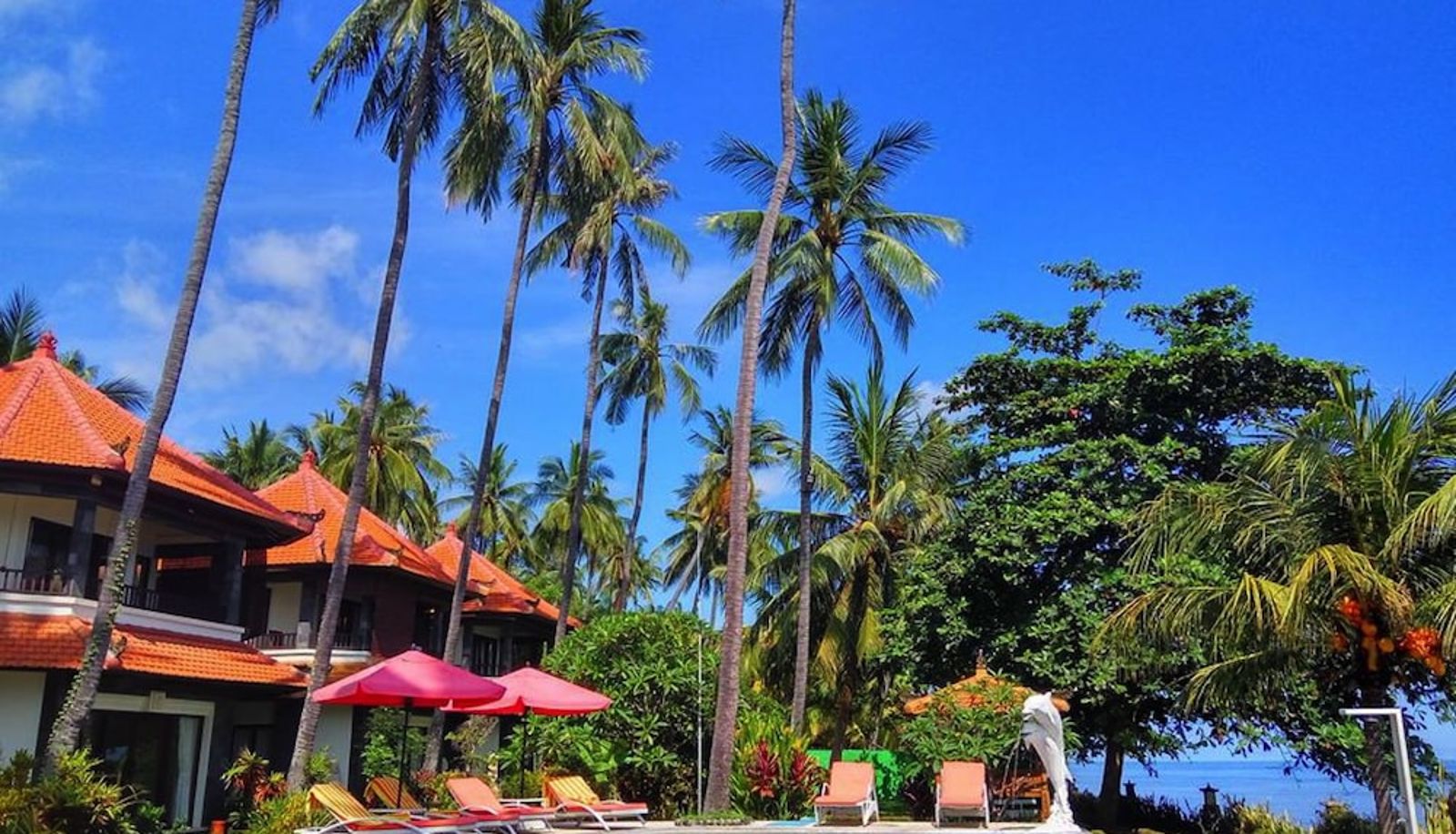Zwembad - Bondalem Beach Club