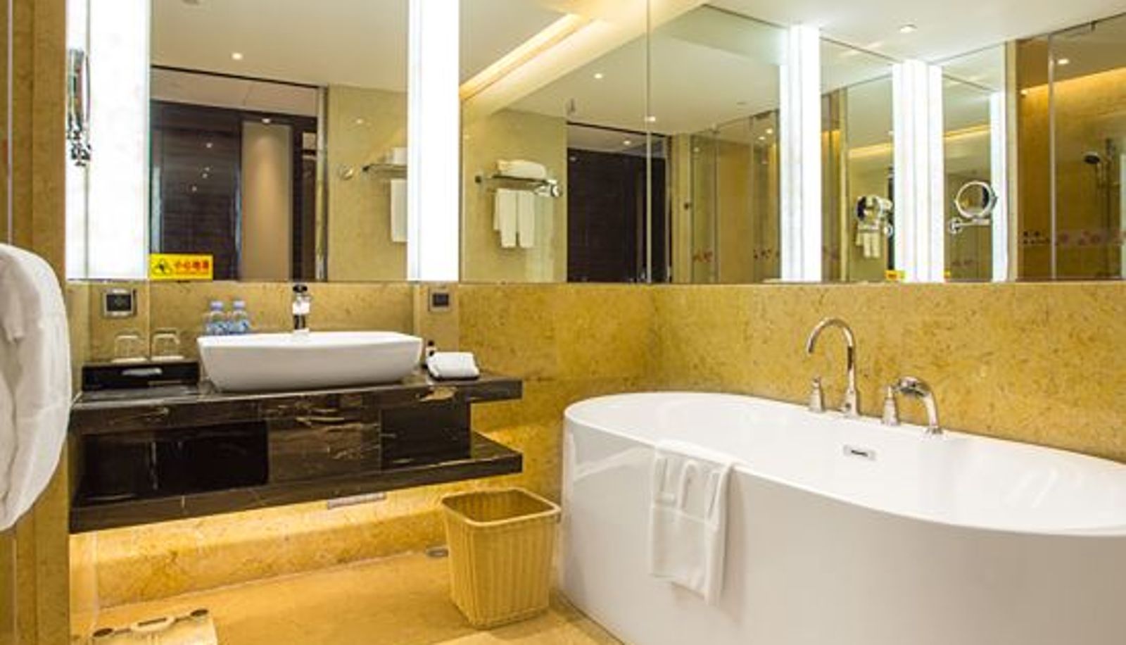 Zimmer - LN Dongfang Hotel