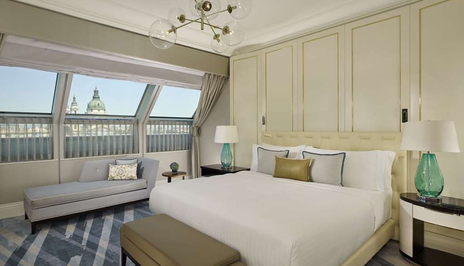 Suite - Al Habtoor Palace Budapest