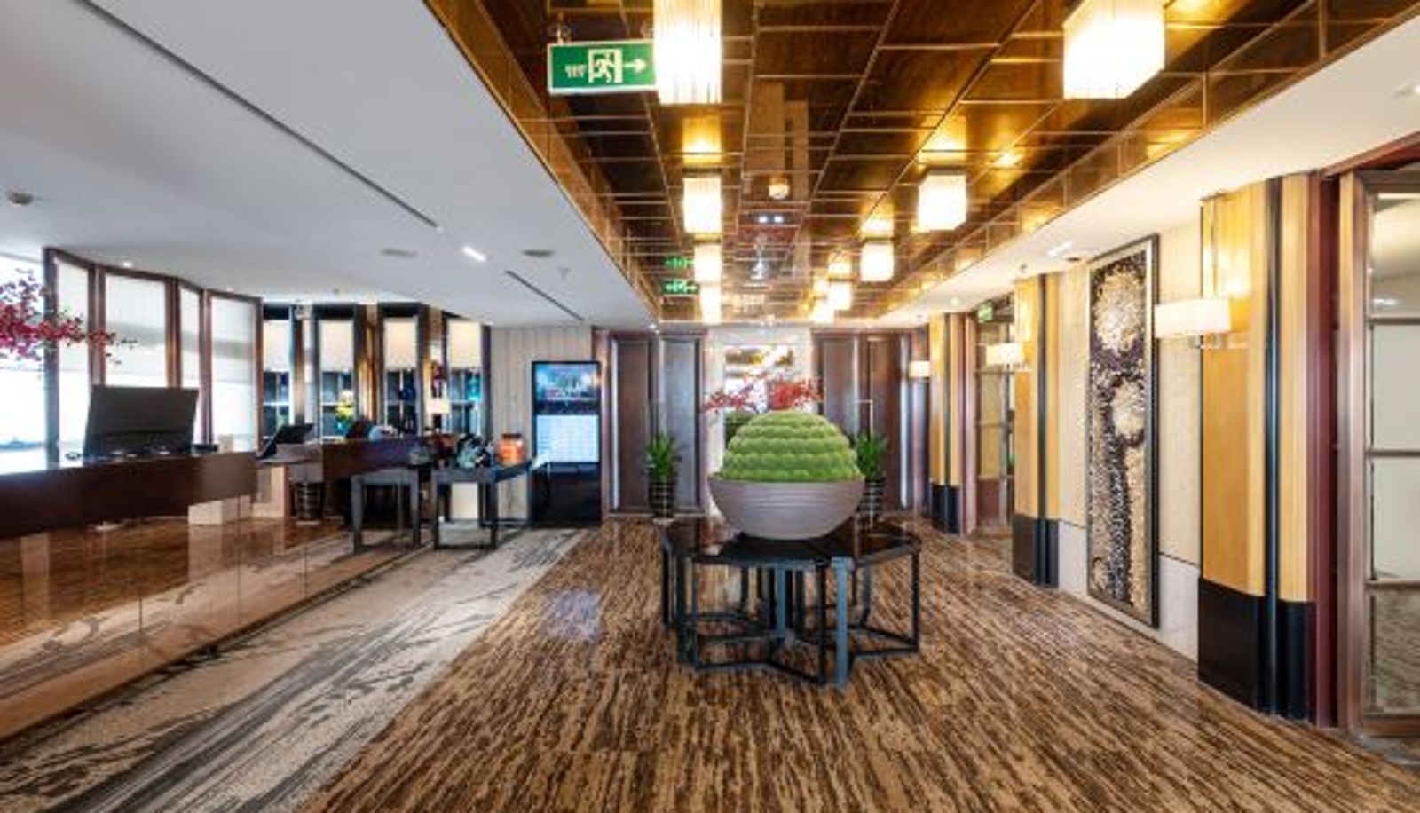 Rezeption - Yintian International Business Hotel